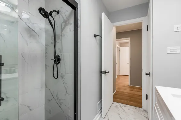 $569,900 | 9539 Lorel Avenue, Skokie, IL 60077