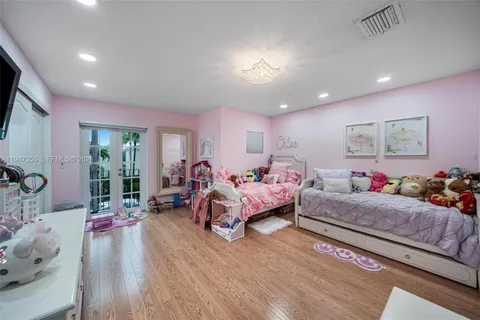 $1,899,000 | 20920 Northeast 32nd Avenue, Aventura, FL 33180