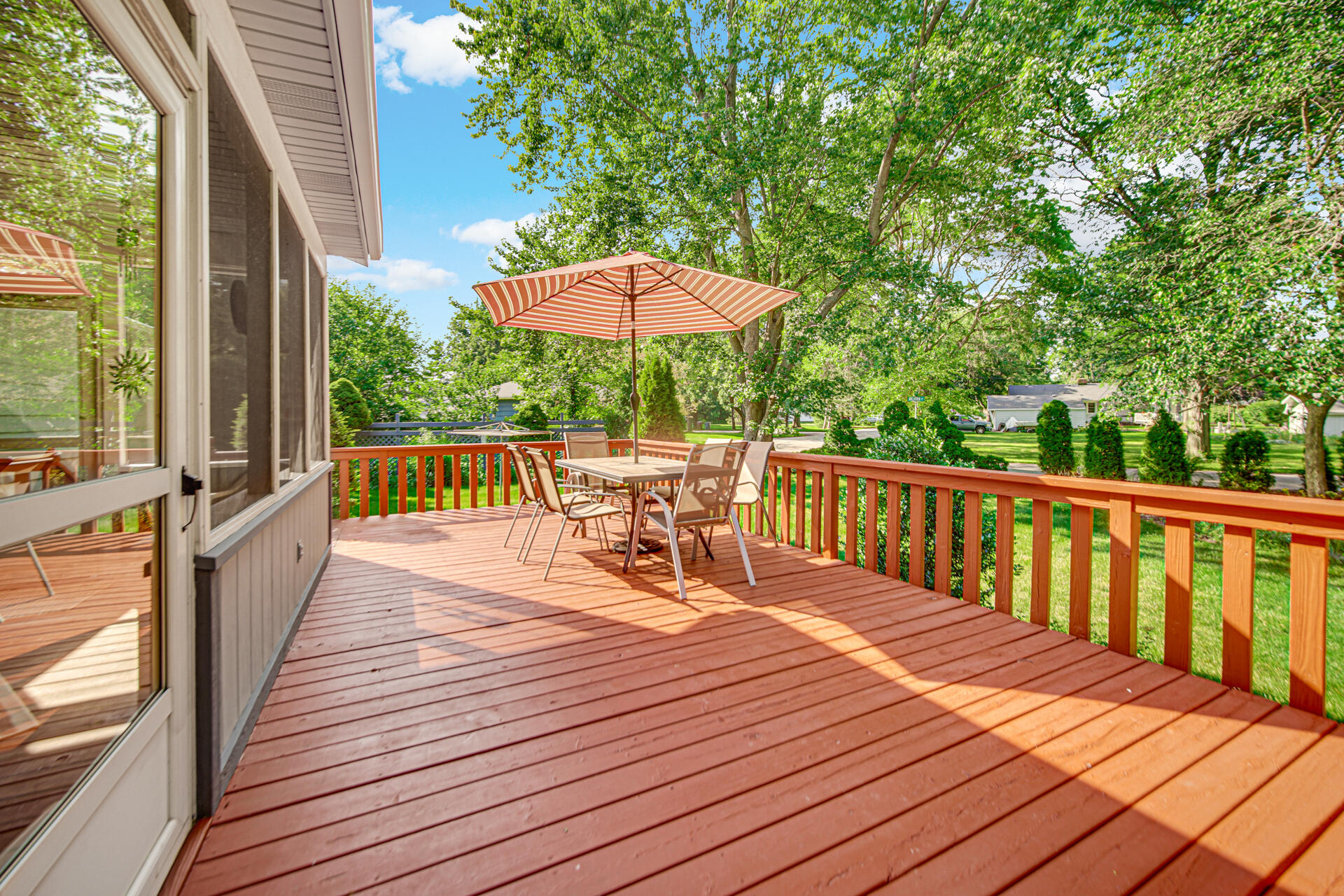 180 Primrose Circle Chesterton, IN 46304 - Photo 12 of 42 1920x1280