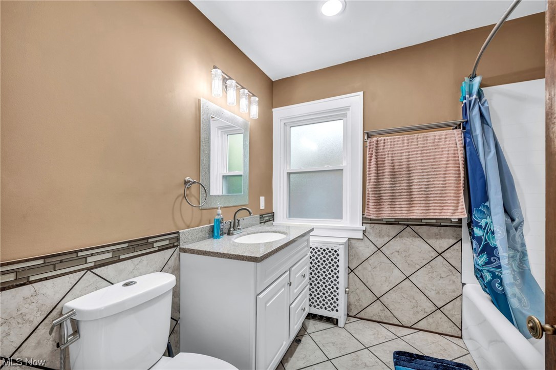 3179 Ludlow Road Cleveland, OH 44120 - Photo 20 of 31 Gallery Image 20