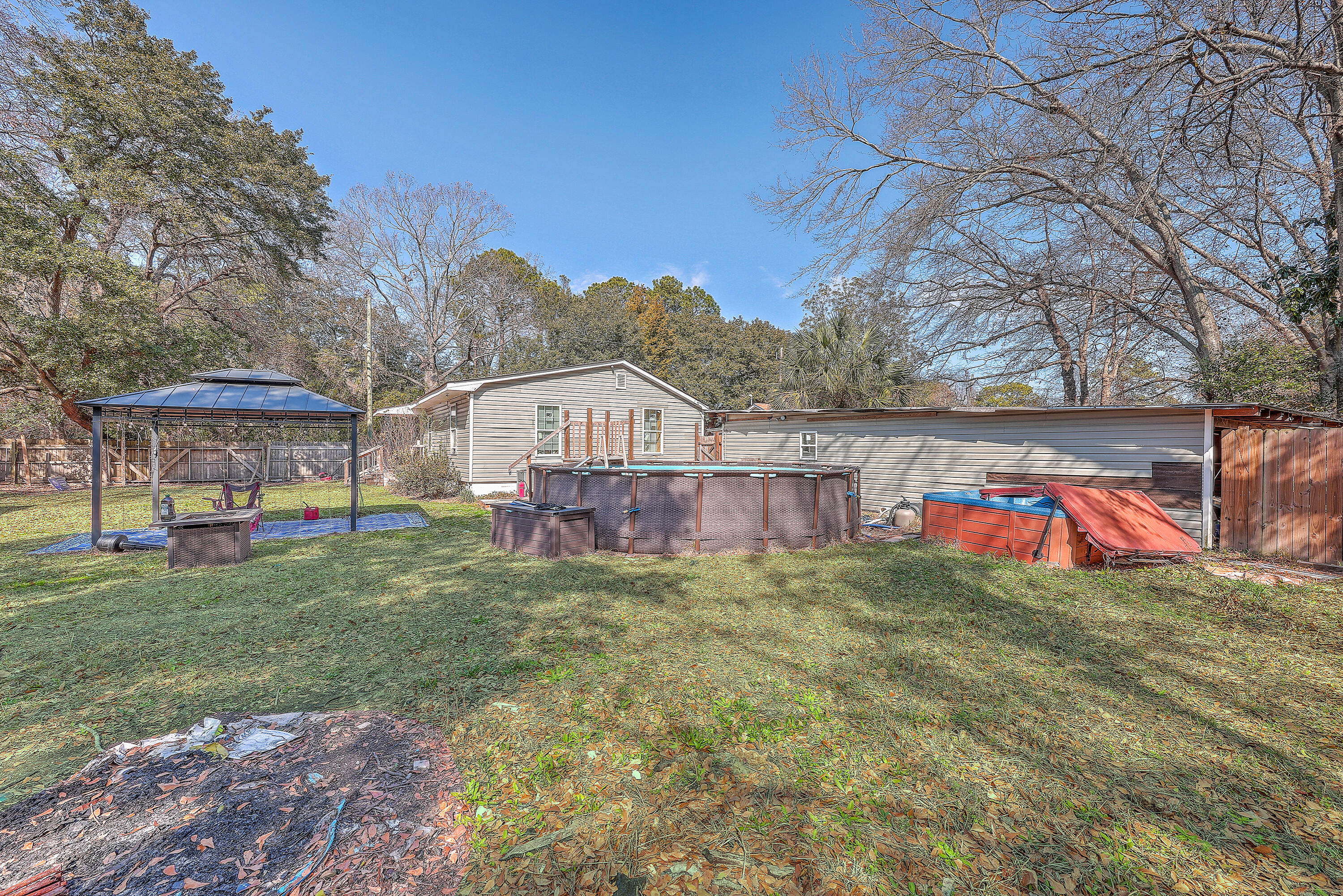 1209 Palm Street Hanahan, SC 29410 - Photo 21 of 24 backyard