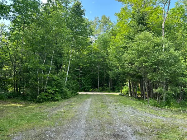 $299,900 | 69 Deering Lake Road, Orient, ME 04471