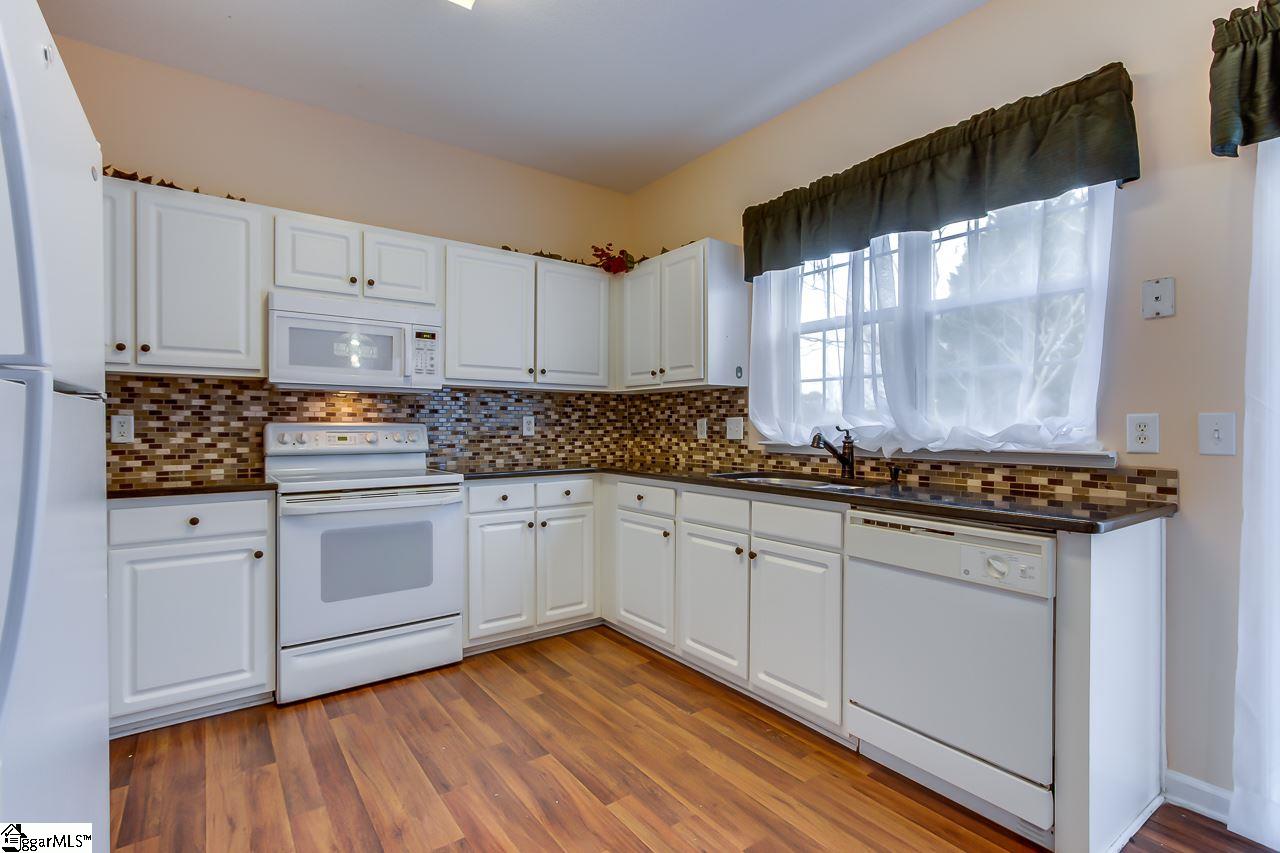 104 Innisbrook Lane Simpsonville, SC 29681 - Photo 12 of 35 Gallery Image 12