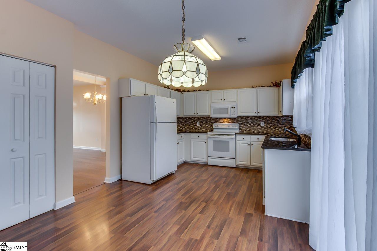 104 Innisbrook Lane Simpsonville, SC 29681 - Photo 15 of 35 Gallery Image 15
