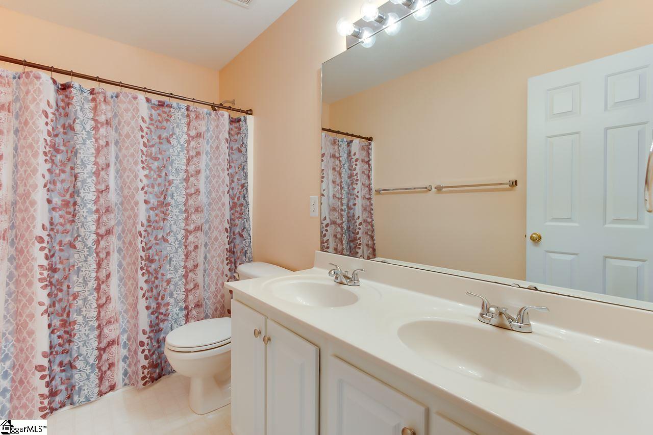 104 Innisbrook Lane Simpsonville, SC 29681 - Photo 25 of 35 Gallery Image 25