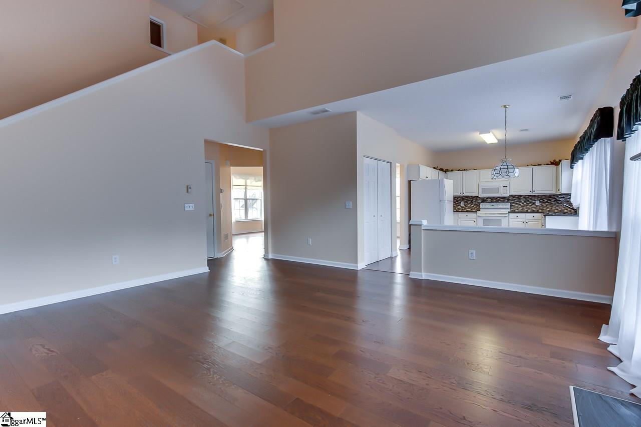 104 Innisbrook Lane Simpsonville, SC 29681 - Photo 10 of 35 Gallery Image 10