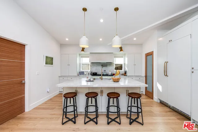 $12,995 | 13542 Valleyheart Drive, Sherman Oaks, CA 91423