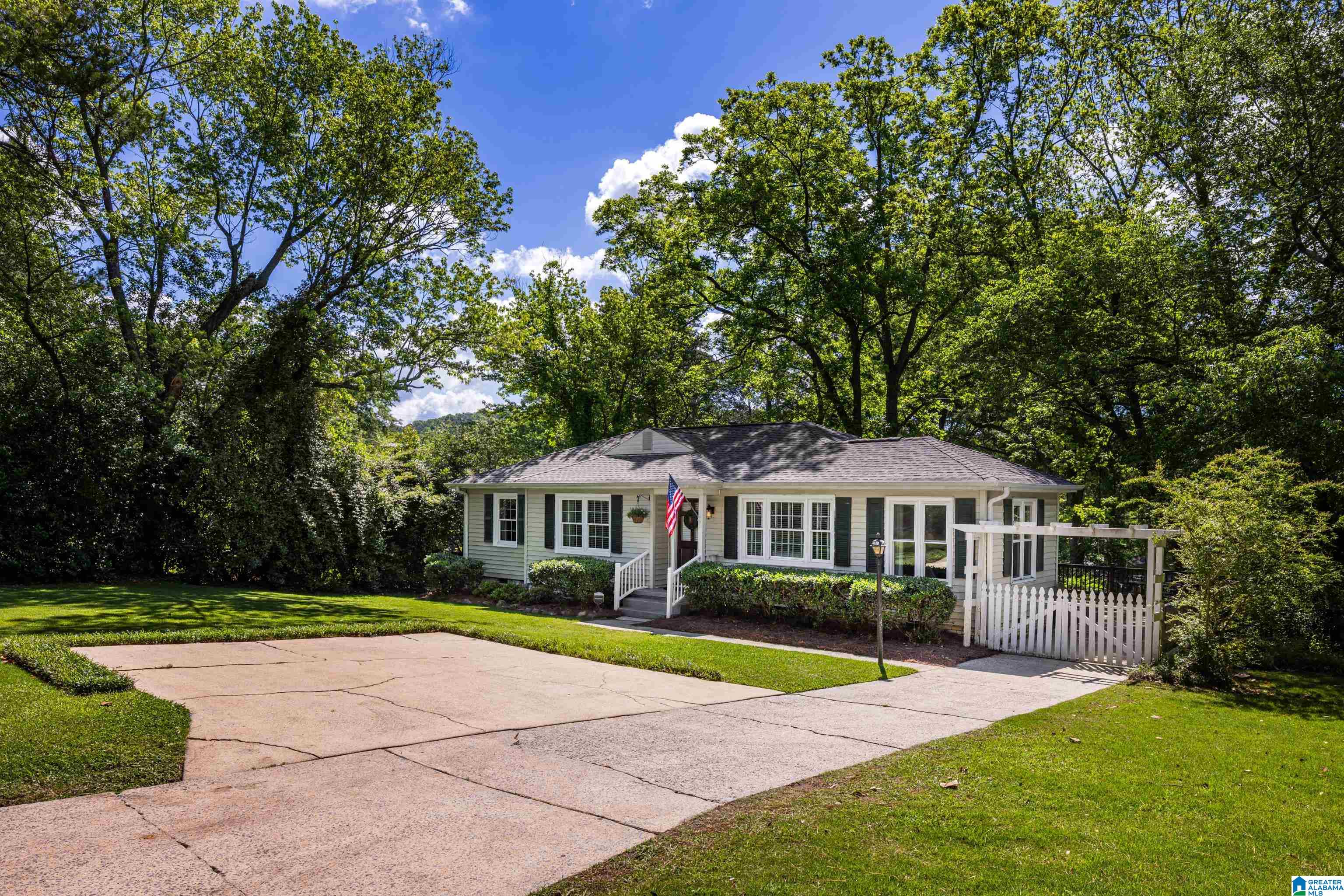 4249 Montevallo Road Birmingham, AL 35213 - Photo 2 of 43