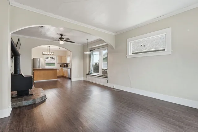 $389,900 | 1028 East Courtland Avenue, Spokane, WA 99207