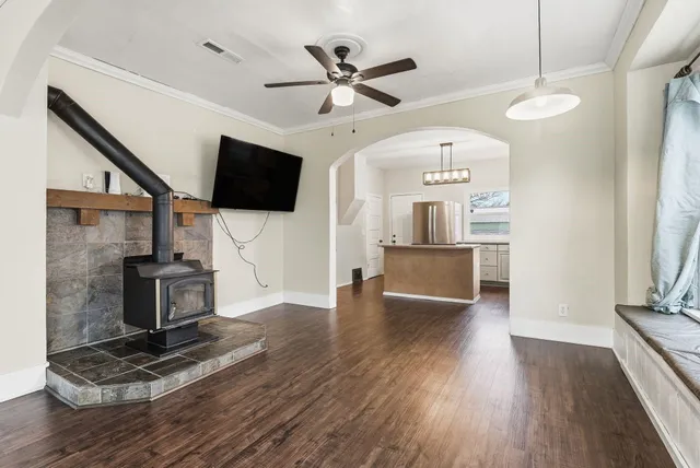 $389,900 | 1028 East Courtland Avenue, Spokane, WA 99207