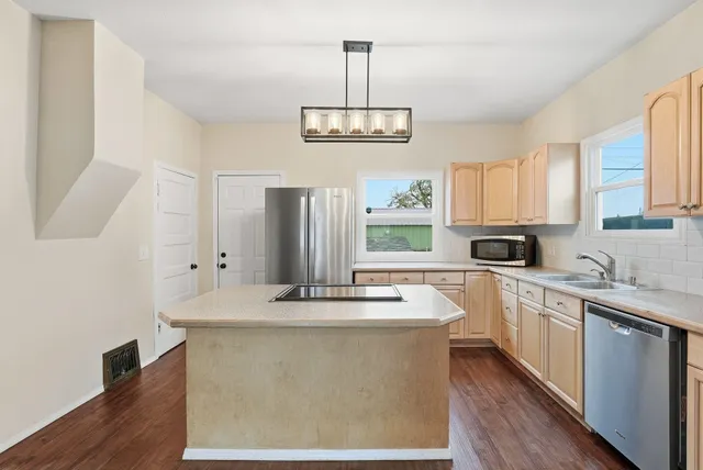 $389,900 | 1028 East Courtland Avenue, Spokane, WA 99207