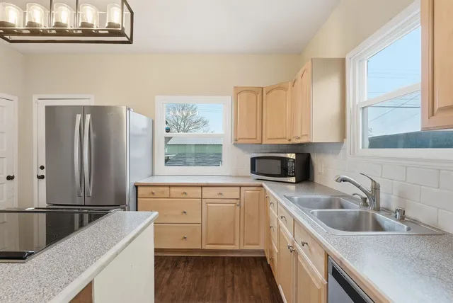 $389,900 | 1028 East Courtland Avenue, Spokane, WA 99207