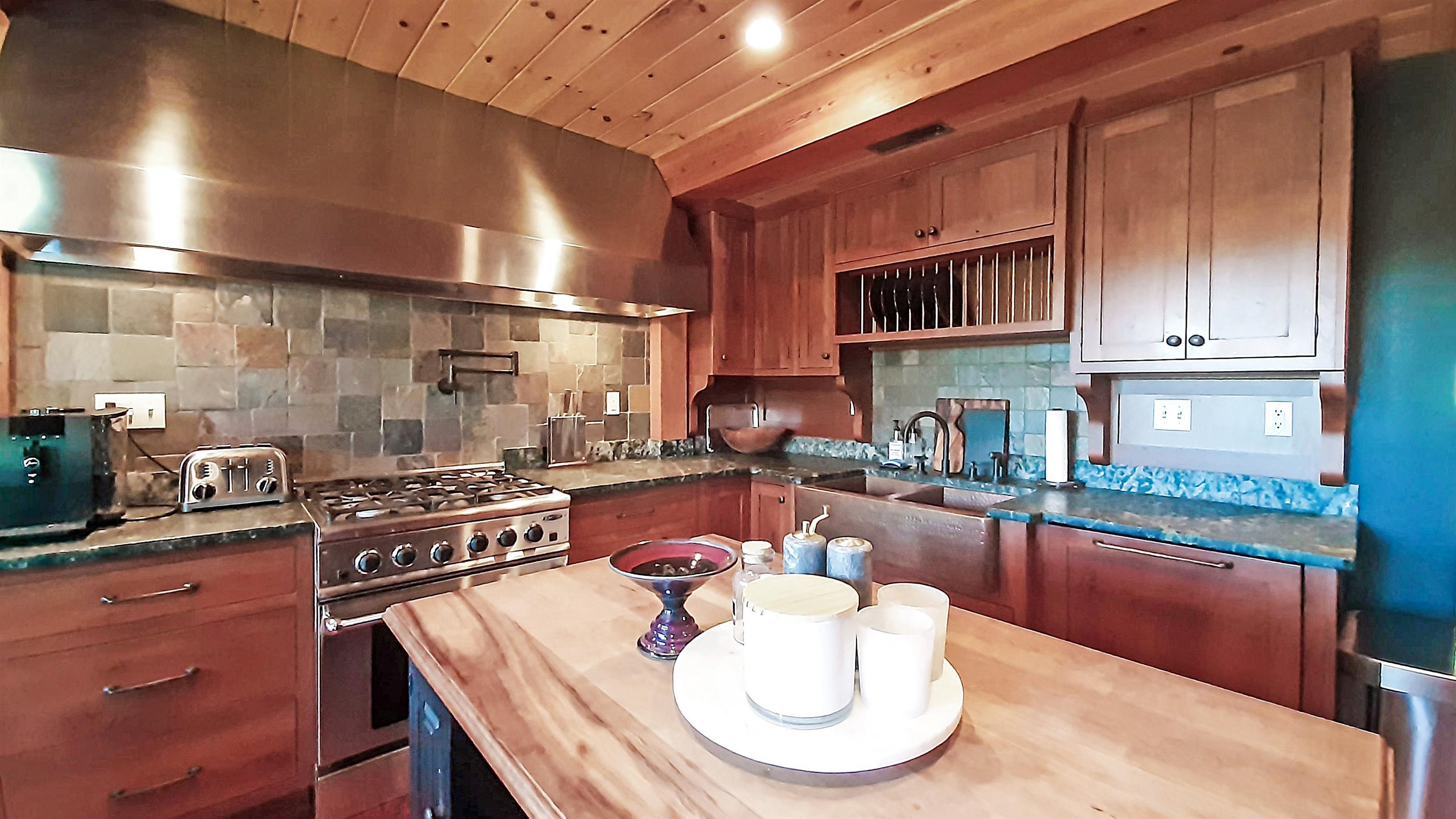 3215 Old Turnpike Road Mount Holly, VT 05758 - Photo 14 of 57