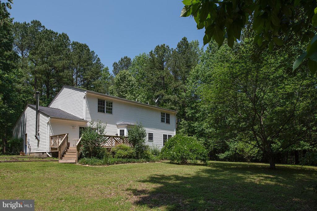 4225 Sumerduck Road Sumerduck, VA 22742 - Photo 29 of 30 Great sized backyard for Family fun!