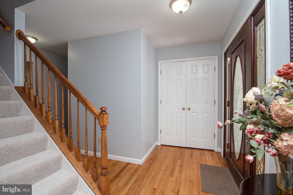4225 Sumerduck Road Sumerduck, VA 22742 - Photo 6 of 30 Entryway