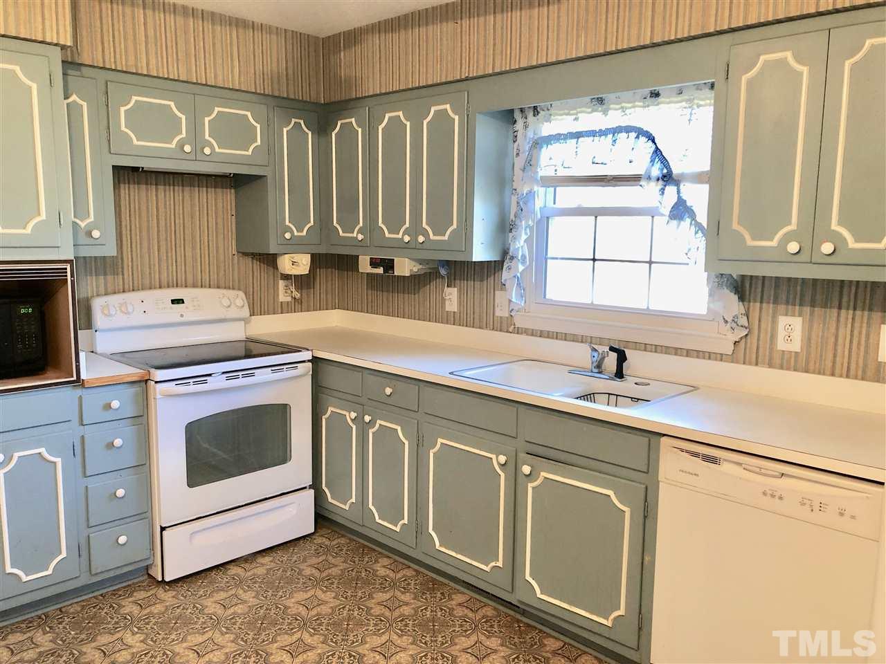 1306 George Bason Road Graham, NC 27253 - Photo 8 of 25 Gallery Image 8