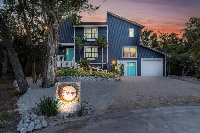 $2,250,000 | 4004 Bayside Court, Bradenton, FL 34210