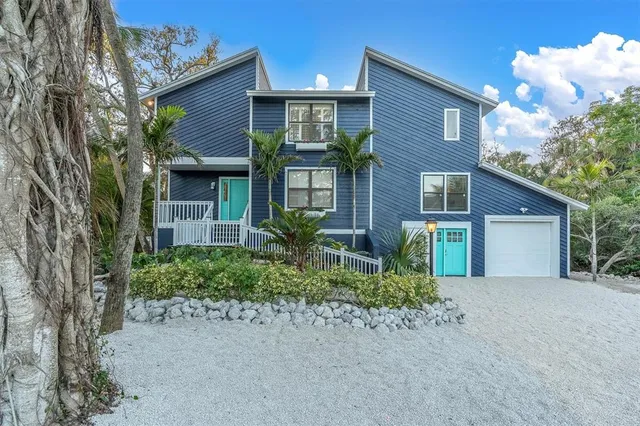 $2,250,000 | 4004 Bayside Court, Bradenton, FL 34210