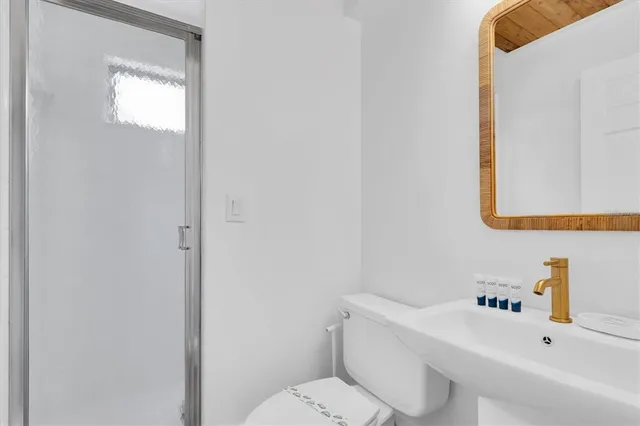 $2,250,000 | 4004 Bayside Court, Bradenton, FL 34210