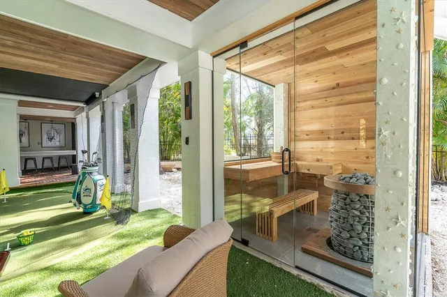 $2,250,000 | 4004 Bayside Court, Bradenton, FL 34210