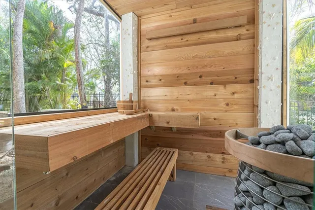 $2,250,000 | 4004 Bayside Court, Bradenton, FL 34210