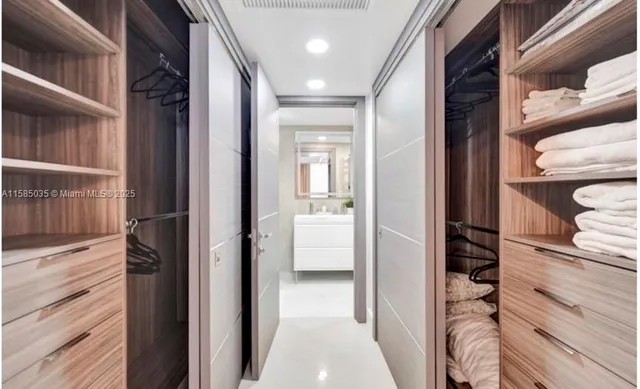 $5,500 | 4001 South Ocean Drive, Unit 3L, Hollywood, FL 33019