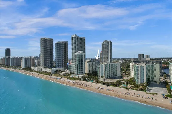 $5,500 | 4001 South Ocean Drive, Unit 3L, Hollywood, FL 33019