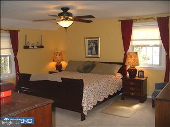 133 Pine Valley Road Cherry Hill, NJ 08034 - Photo 5 of 10 Bedroom - Main