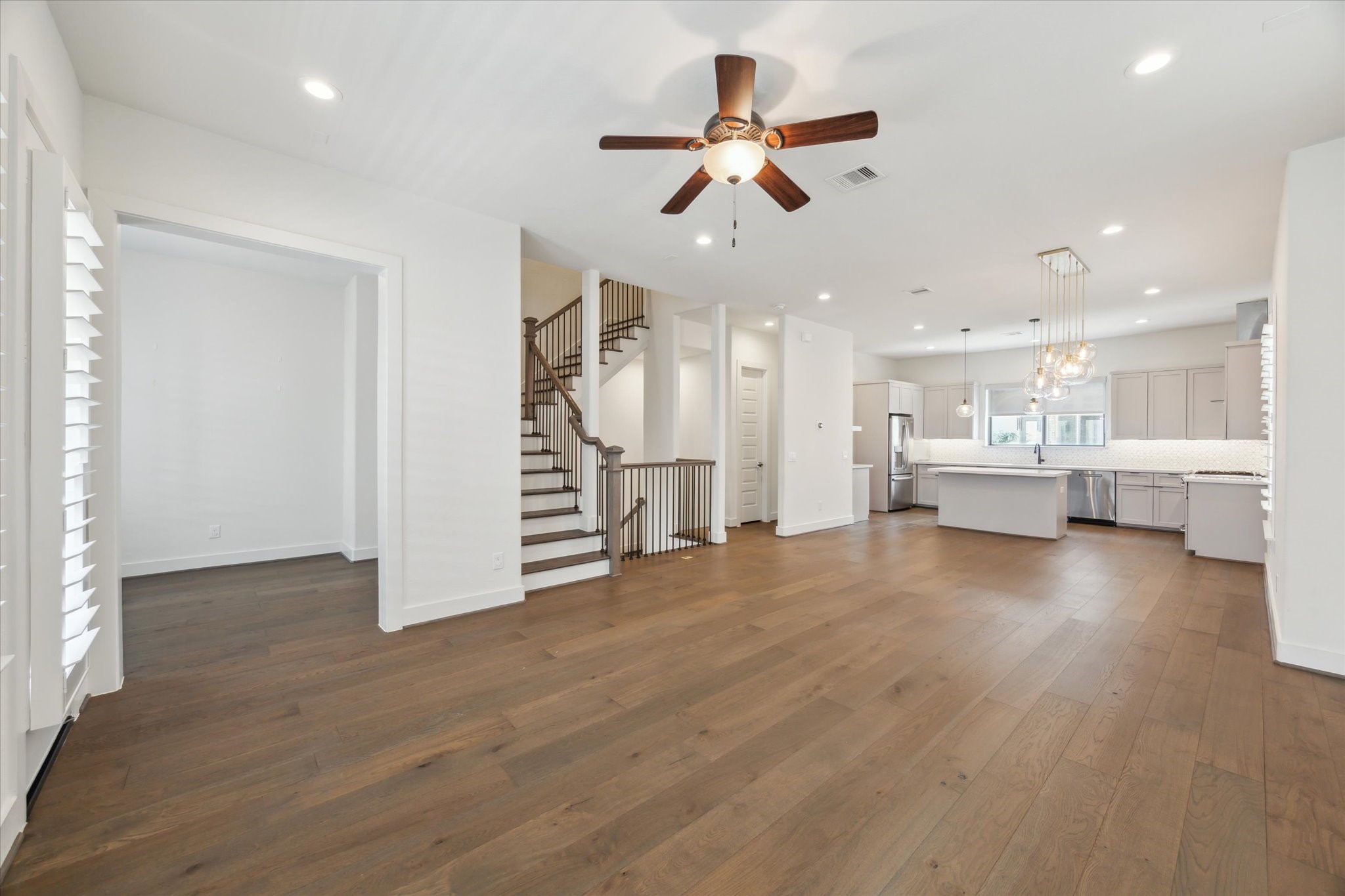 1122 Thompson Street Houston, TX 77007 - Photo 14 of 24