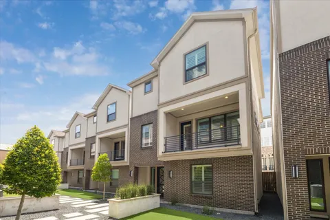 $574,999 | 1122 Thompson Street, Houston, TX 77007