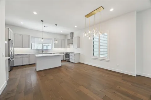 $574,999 | 1122 Thompson Street, Houston, TX 77007