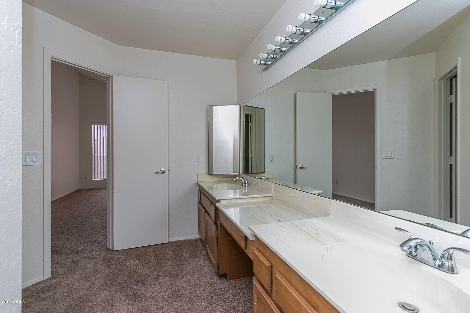 437 East Utopia Road Phoenix, AZ 85024 - Photo 17 of 25 i6bWE5dZ