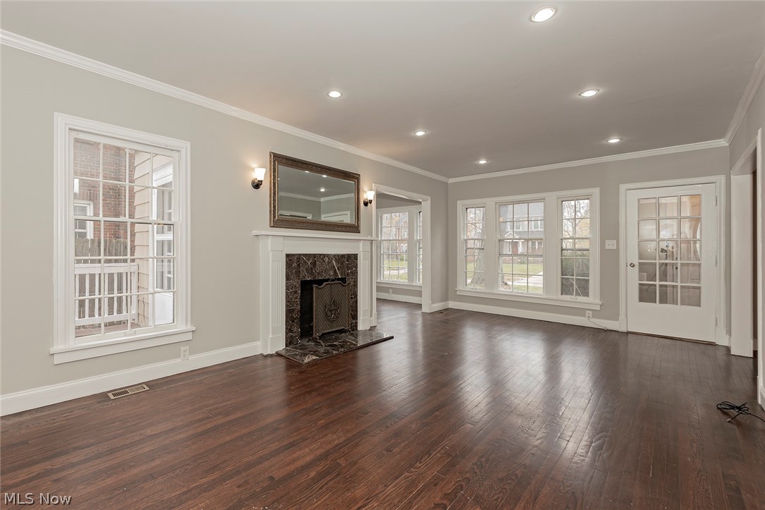 3300 Stockholm Road Cleveland, OH 44120 - Photo 9 of 35