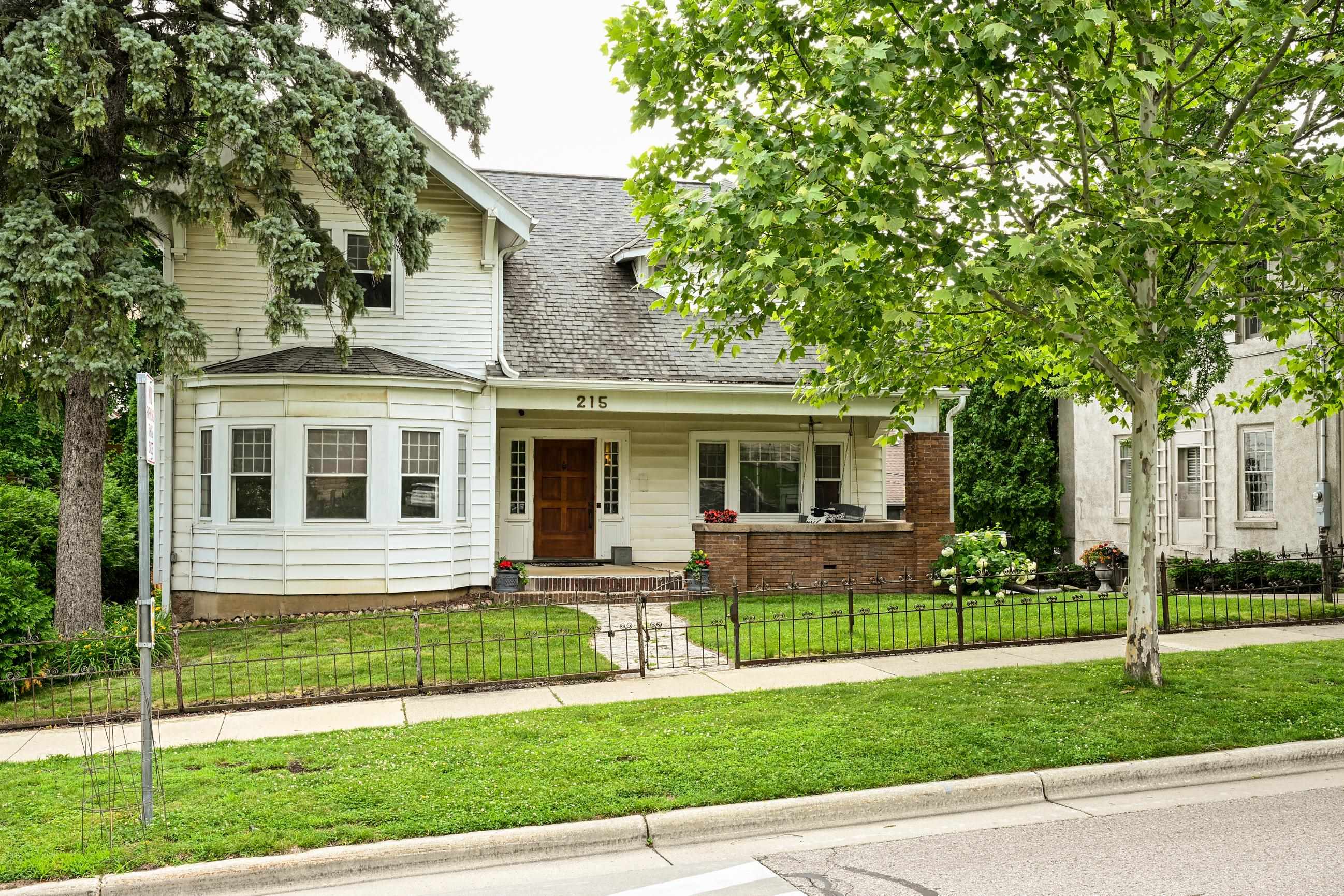 215 Lathrop Street Madison, WI 53726 - Photo 3 of 83