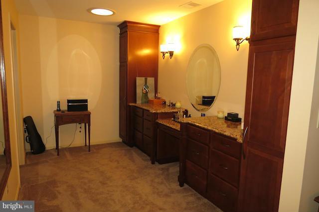 3885 Roundtree Road Jefferson, MD 21755 - Photo 16 of 26 Bedroom (Master)