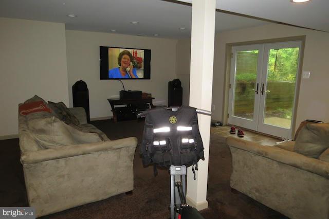 3885 Roundtree Road Jefferson, MD 21755 - Photo 23 of 26 Family Room
