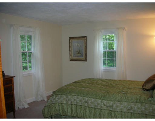 34 Pondview Road Sudbury, MA 01776 - Photo 11 of 16