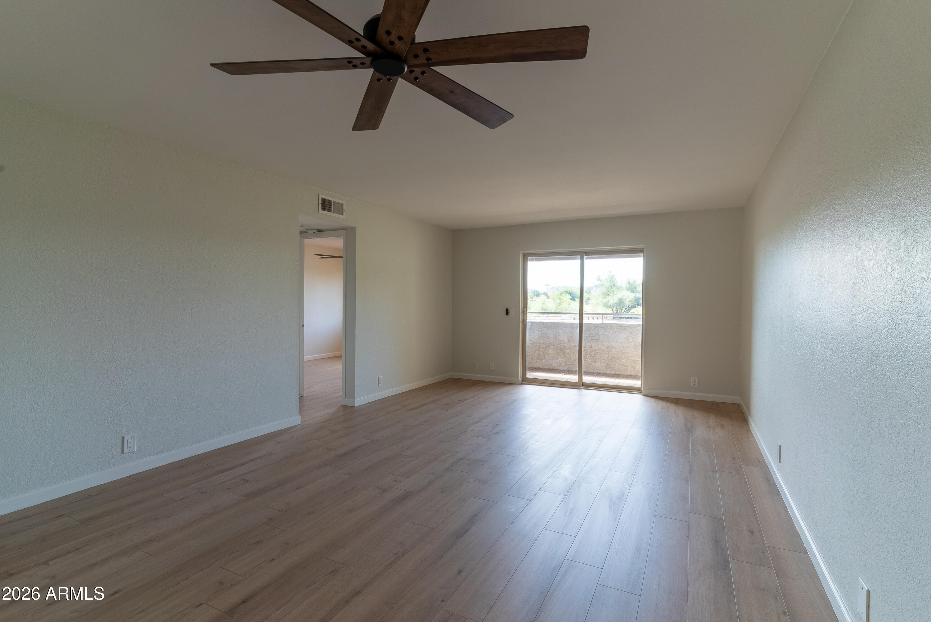 4150 East Cactus Road, Unit 216 Phoenix, AZ 85032 - Photo 10 of 40 DSC03466-HDR