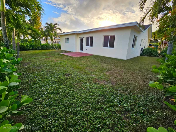 $3,900 | 7304 Westwood Drive, Tamarac, FL 33321