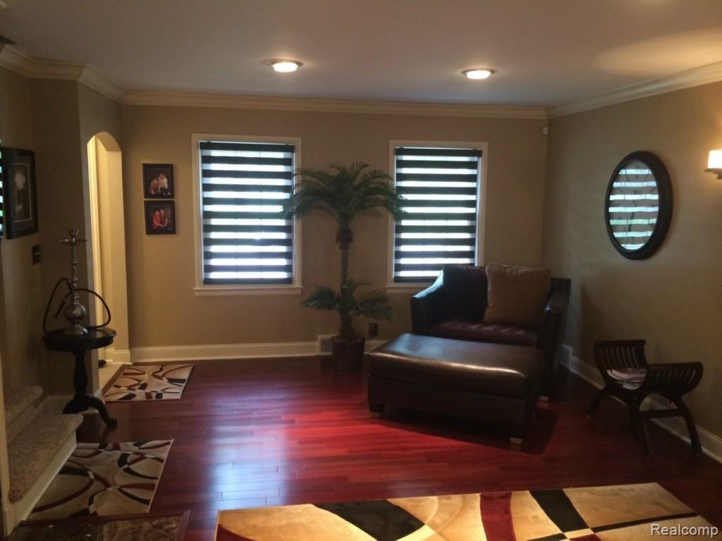 3480 Eastham Road Dearborn, MI 48120 - Photo 7 of 75 2.jpg