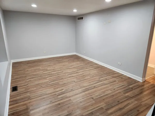 $2,500 | 4453 Provincetown Drive, Country Club Hills, IL 60478