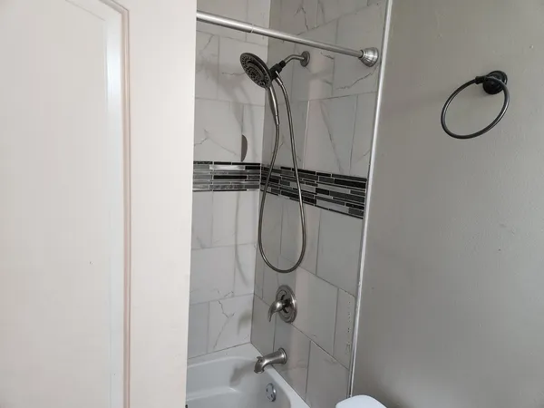 $2,500 | 4453 Provincetown Drive, Country Club Hills, IL 60478
