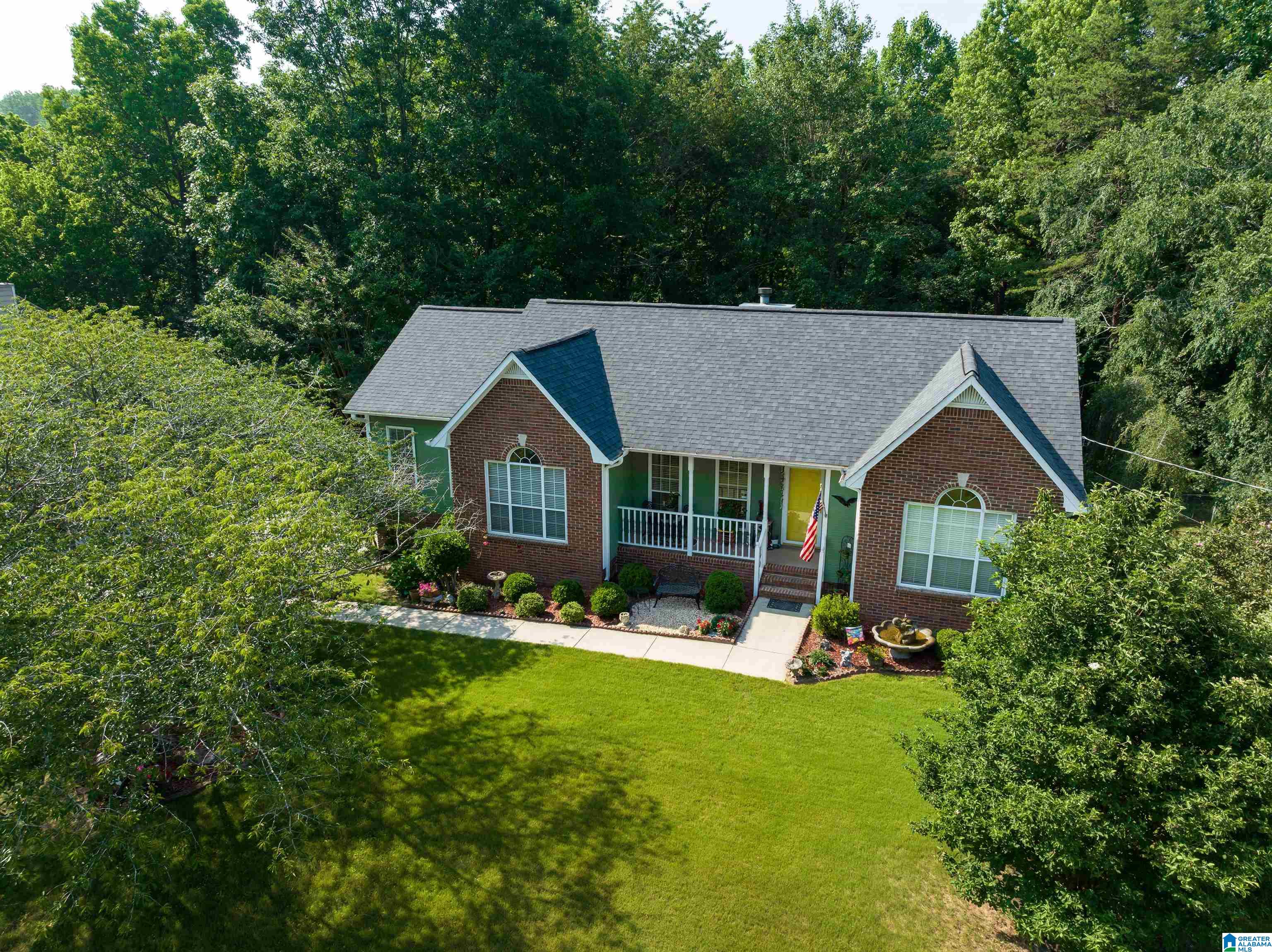 4893 Hackberry Circle Pinson, AL 35126 - Photo 2 of 45