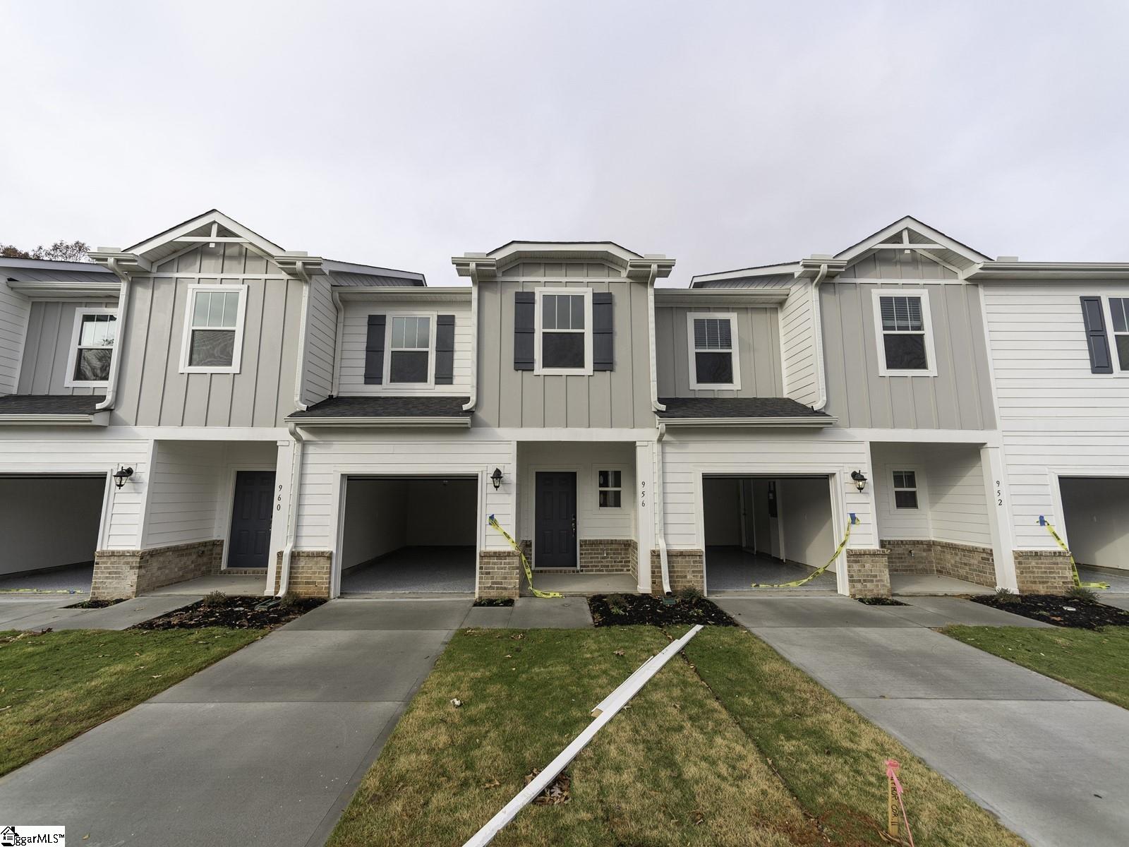939 Yarn Way Greer, SC 29651 - Photo 1 of 32 Gallery Image 1