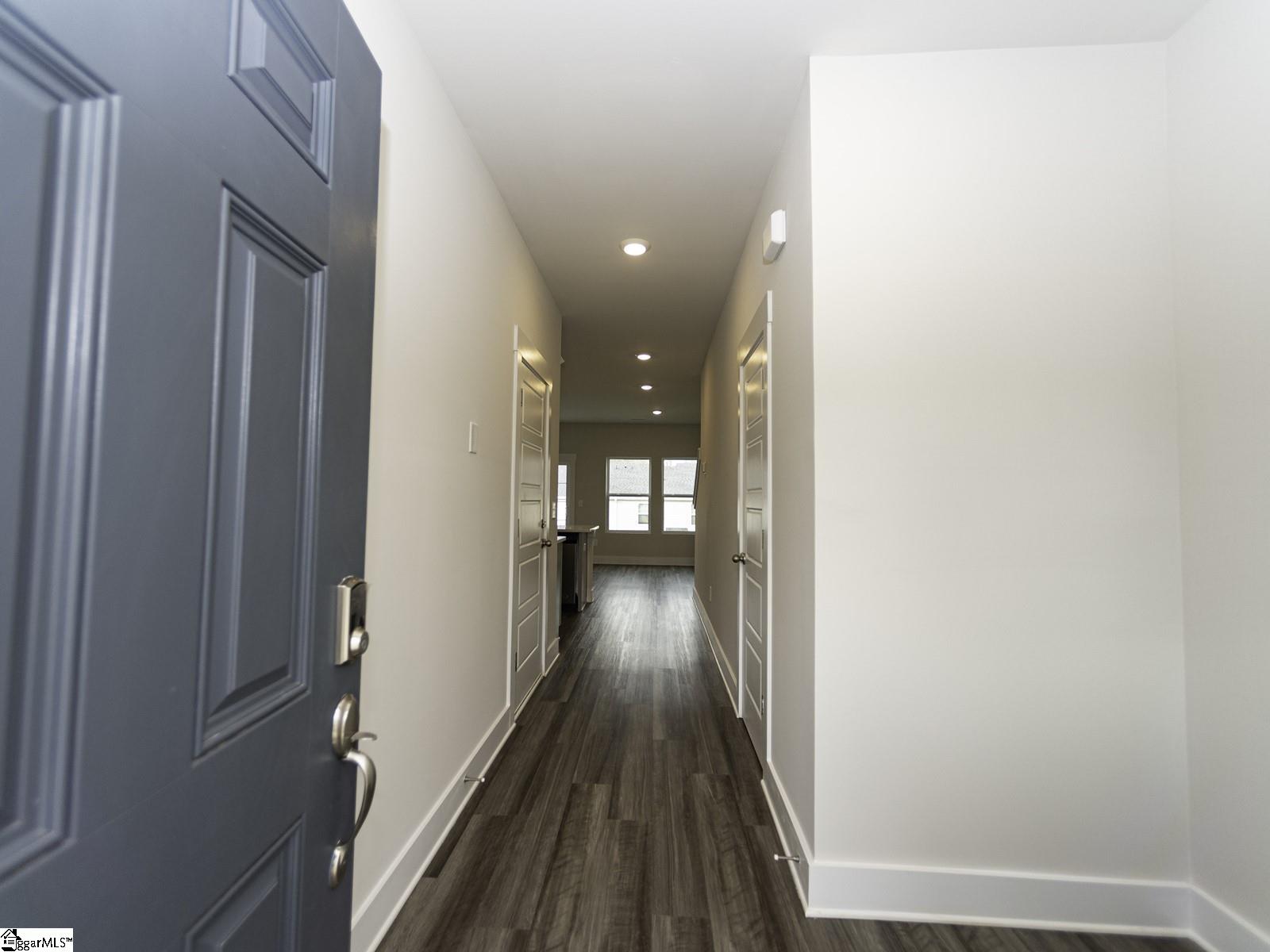 939 Yarn Way Greer, SC 29651 - Photo 3 of 32 Gallery Image 3