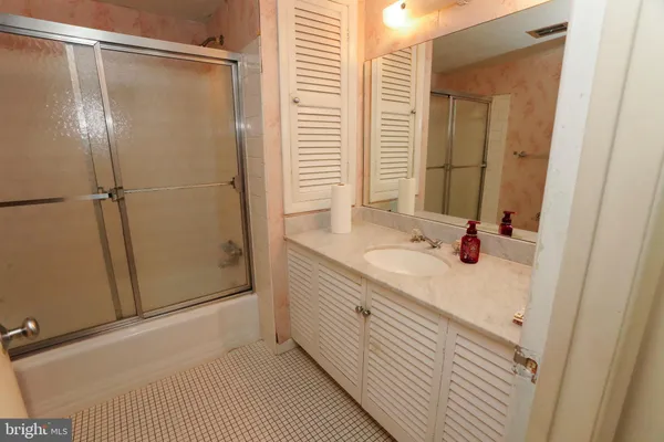 $138,999 | 3635 Glengyle Avenue, Unit 5B, Baltimore, MD 21215