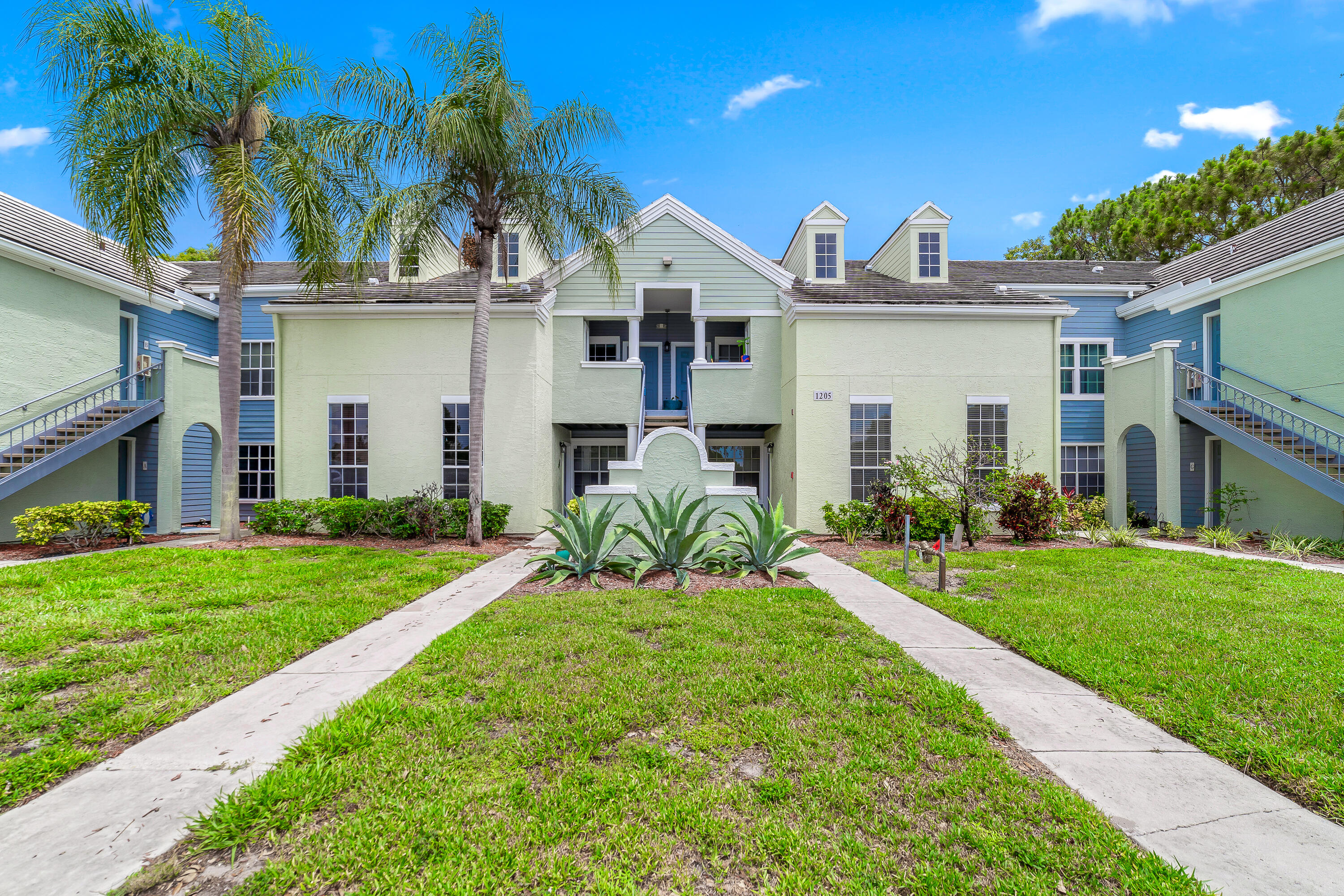 1205 Crystal Way, Unit D Delray Beach, FL 33444 - Photo 1 of 28 _DSC3306