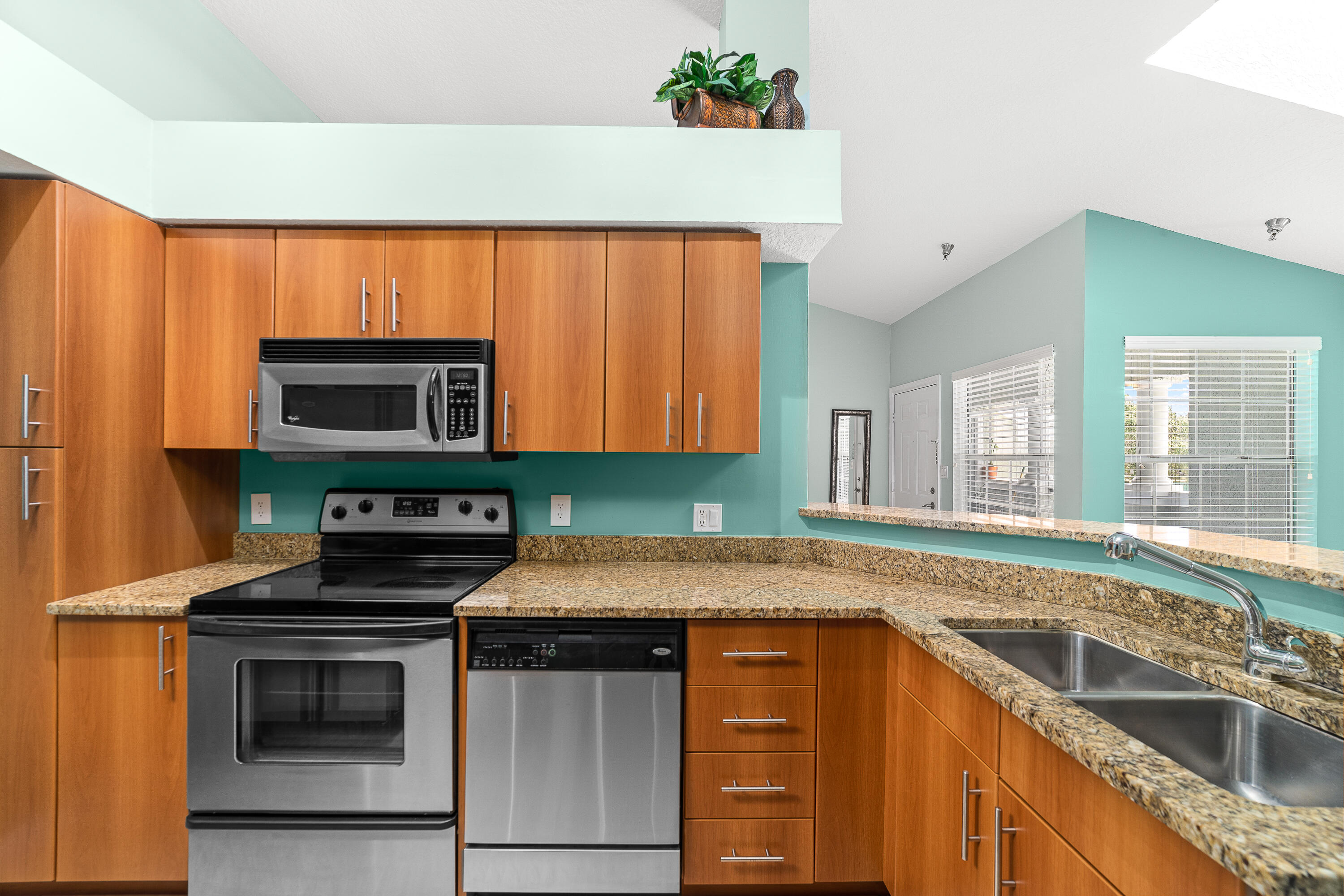 1205 Crystal Way, Unit D Delray Beach, FL 33444 - Photo 14 of 28 _DSC3472