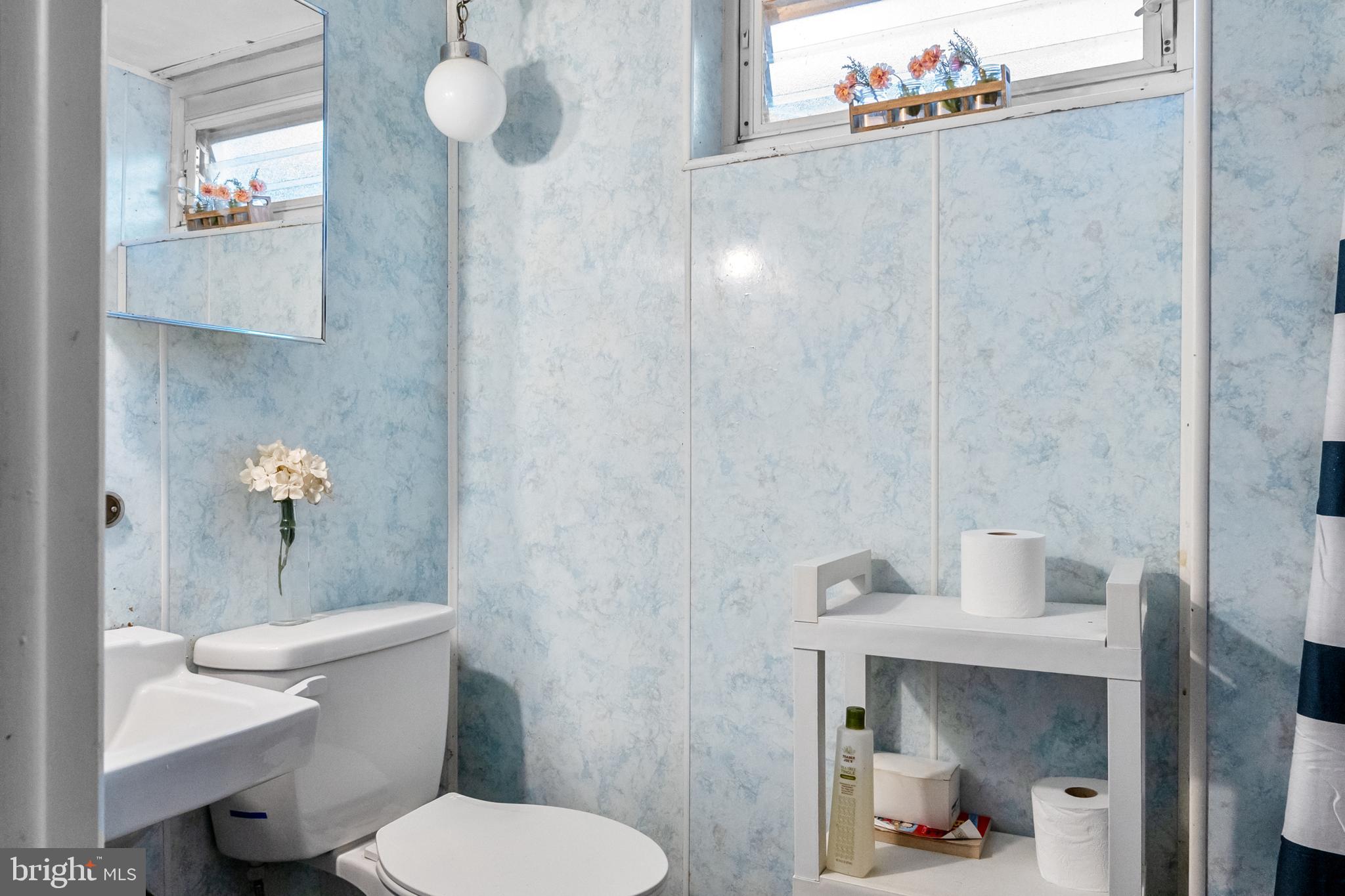 1202 Oak Lane Brookhaven, PA 19015 - Photo 36 of 44