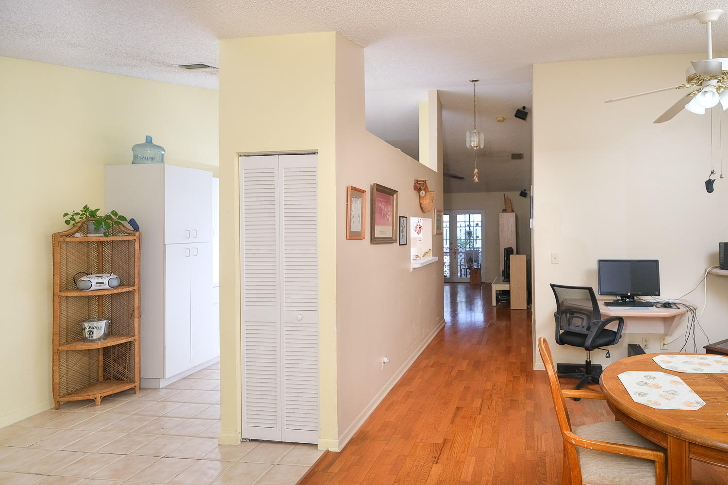 4520 Feivel Road, Unit 51 West Palm Beach, FL 33417 - Photo 3 of 16 012_XT3F2043